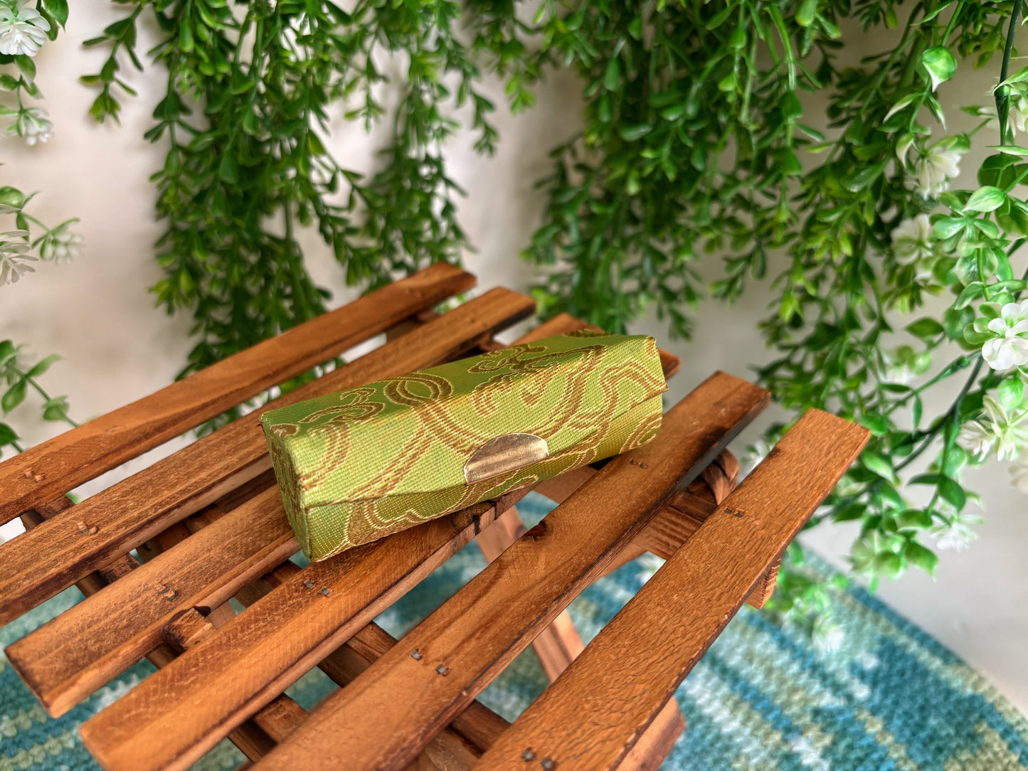 Green Lipstick Case for 1 Lipstick