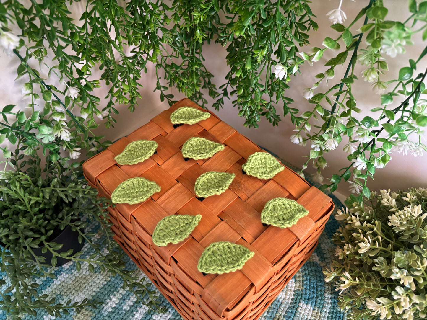 Green Leaf Crochet Hair Pin