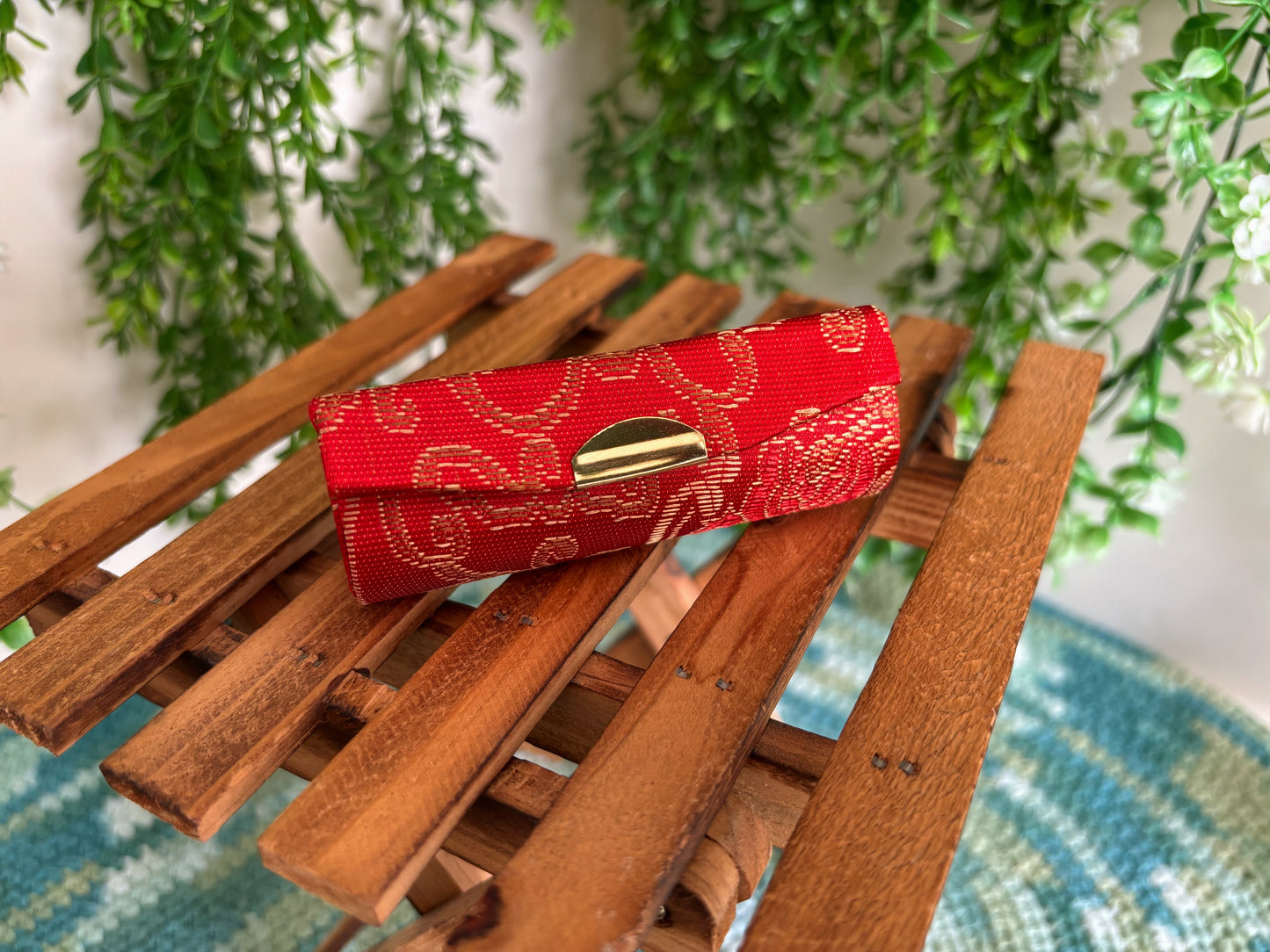 Red Lipstick Case for 1 Lipstick