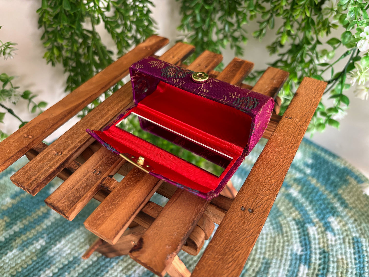 Purple Lipstick Case for 1 Lipstick