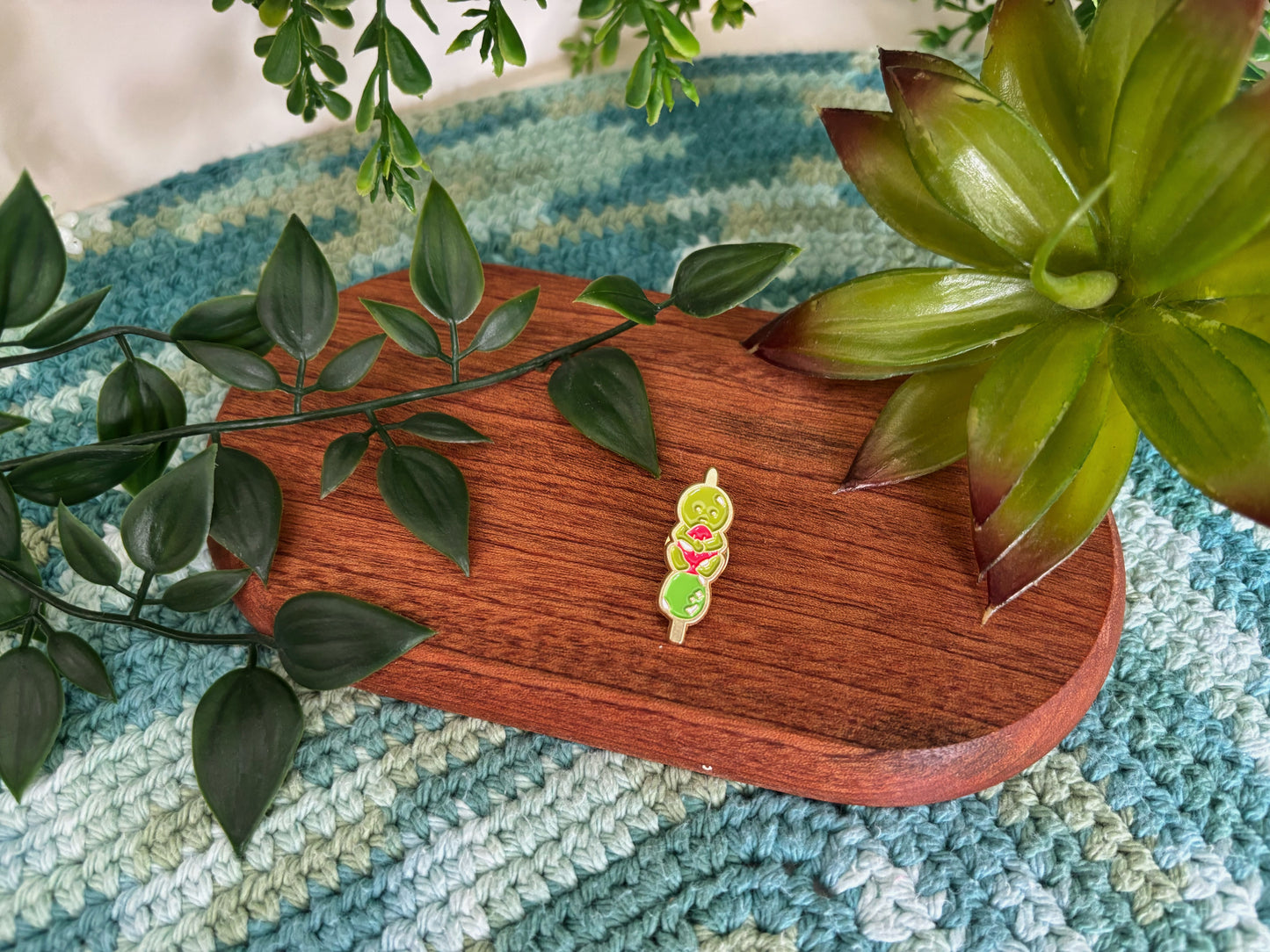 Hanami Dango Smiski Pin