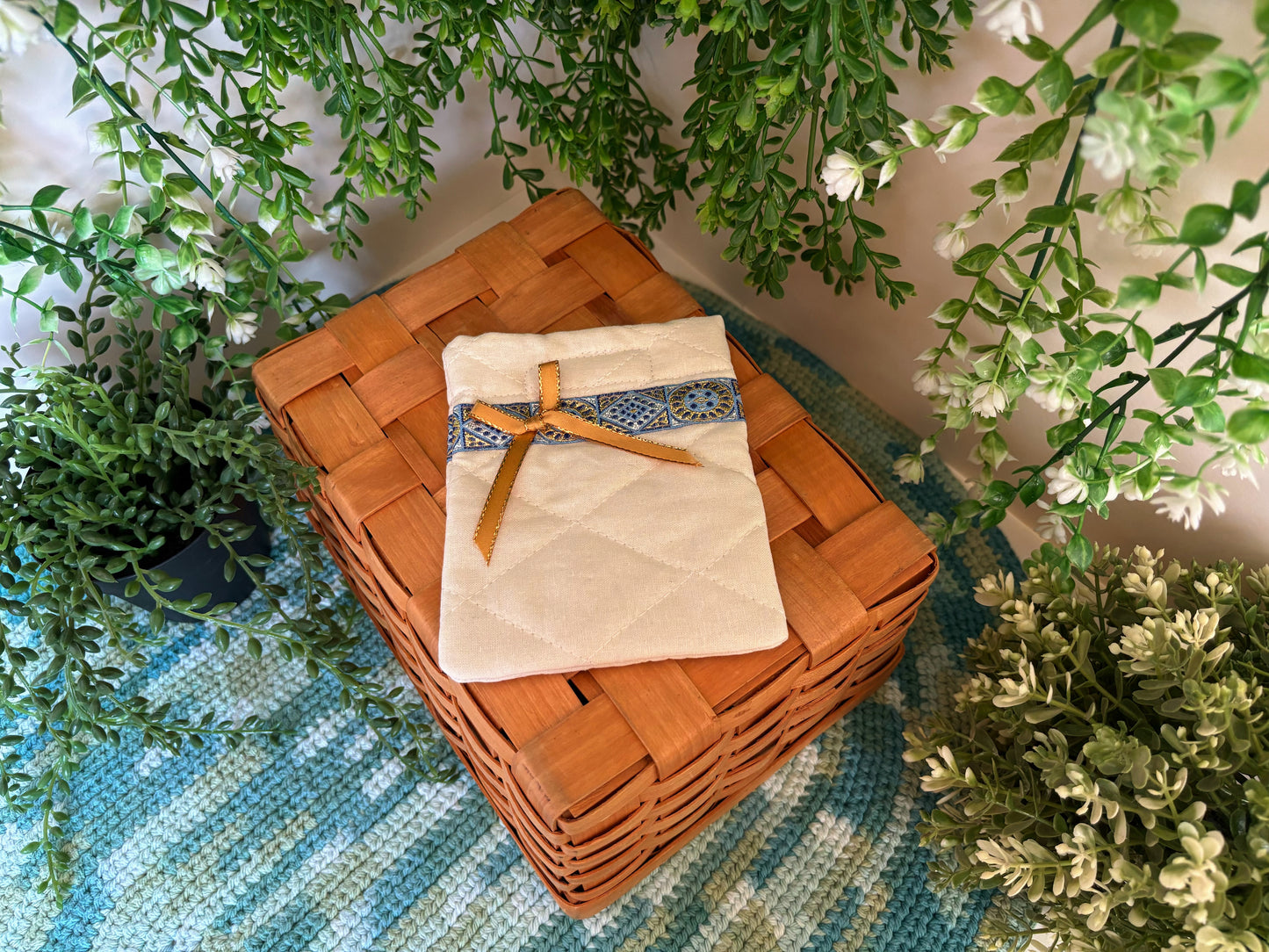 White with Gold Bow (Blue Background) Handmade Mini Pouch