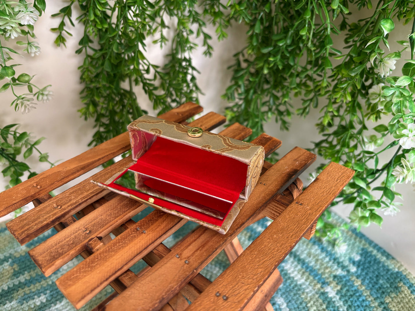 Biege Lipstick Case for 1 Lipstick