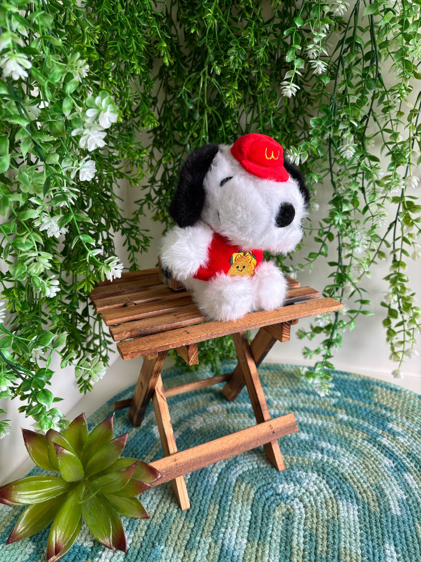 Red Snoopy Plushie Keychain